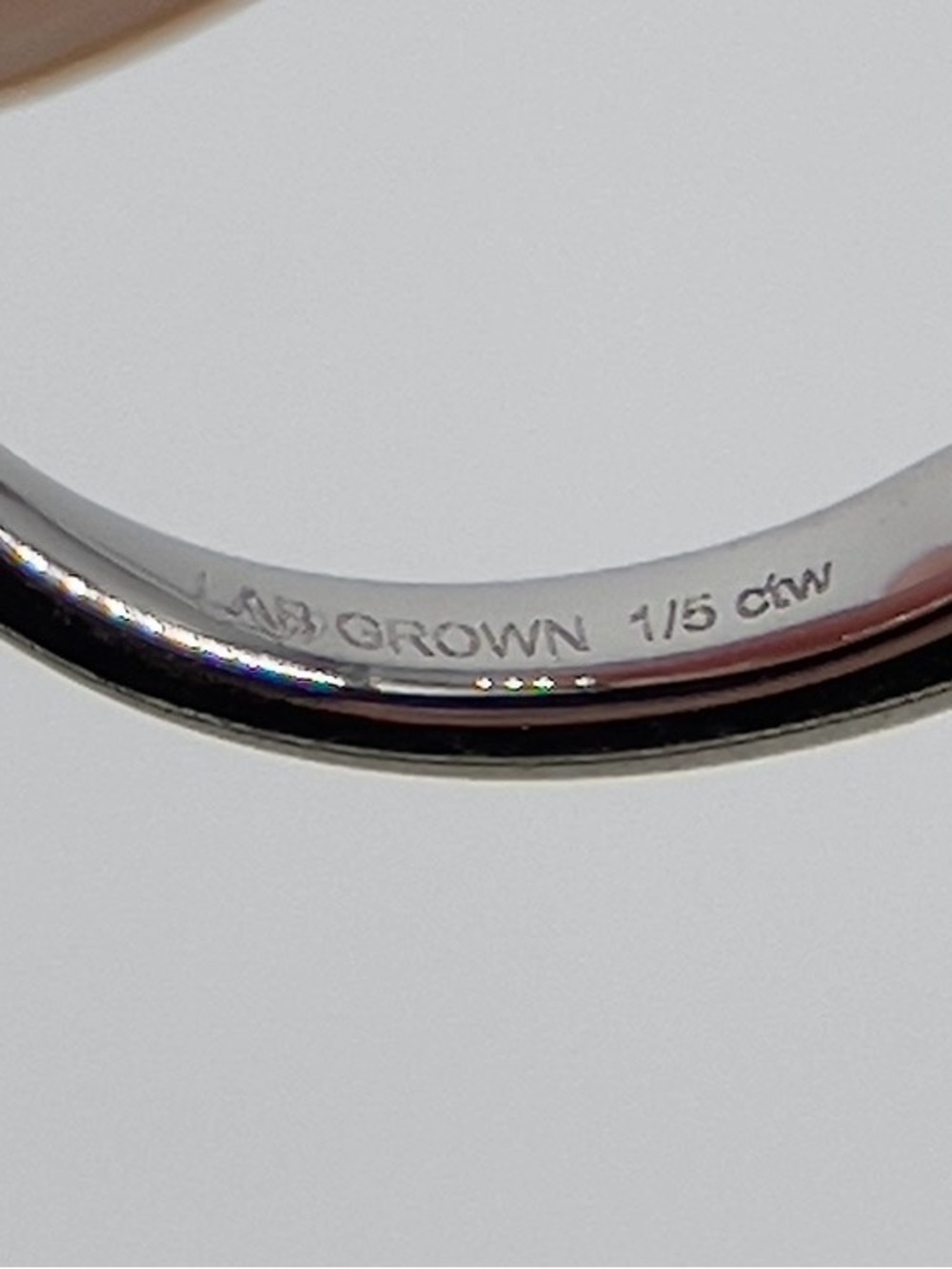 10K White Gold Lab Grown Diamond Ring 0.20 CT Round Size 7 Twisted Band - Picture 9 of 10